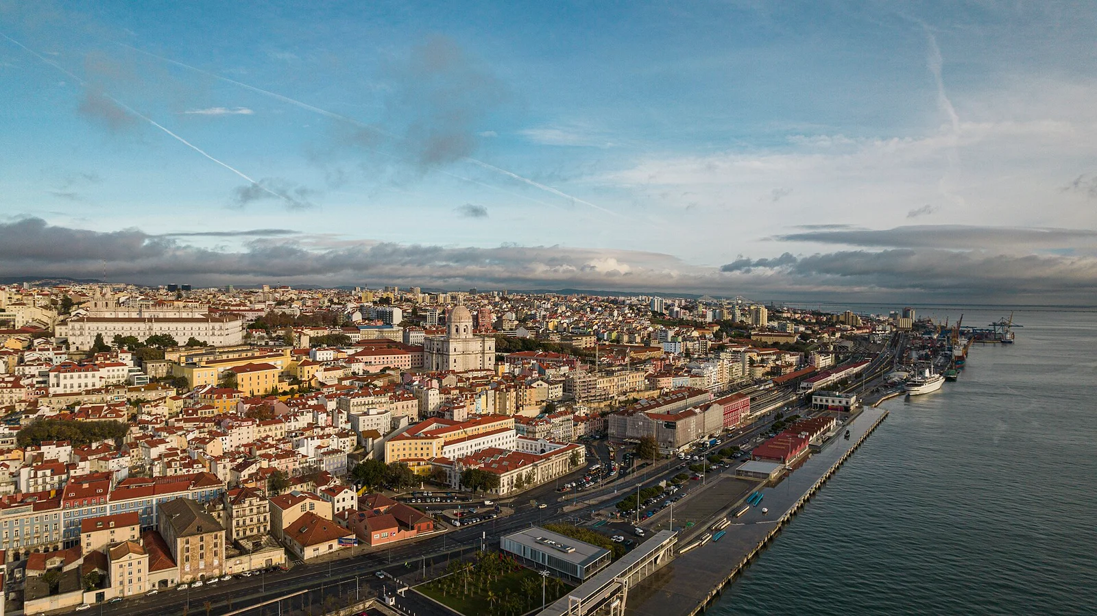 Lisbon’s Alfama waterfront beside the Tagus